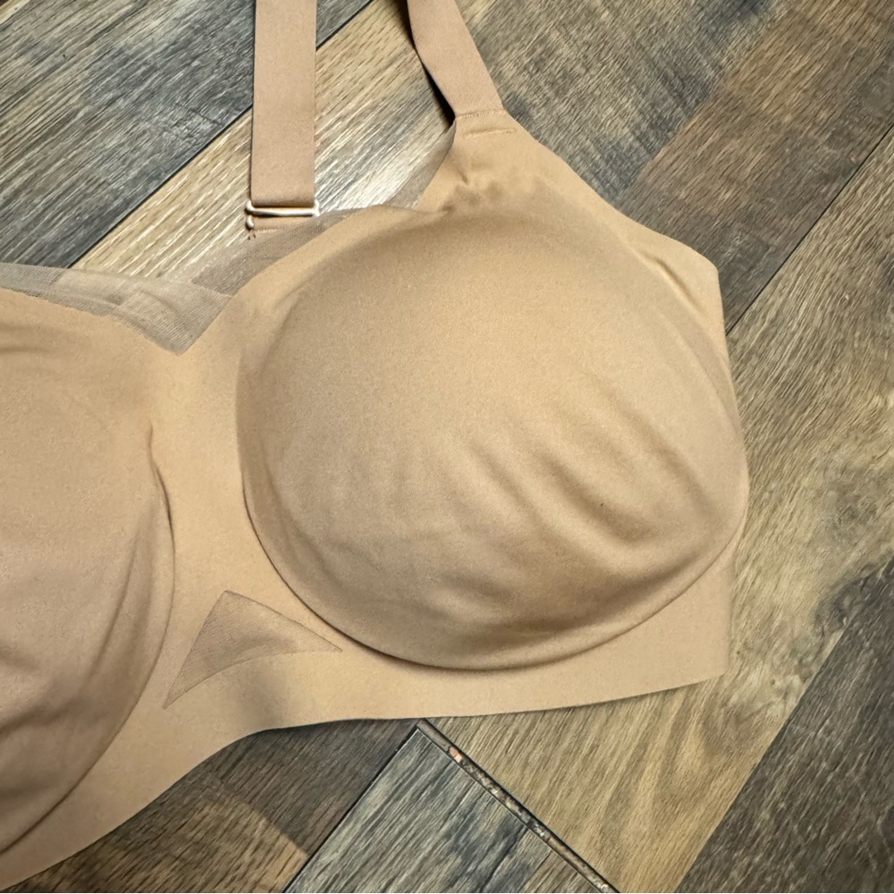 Honeylove Seamless Tan Bra - Picture 3 of 8